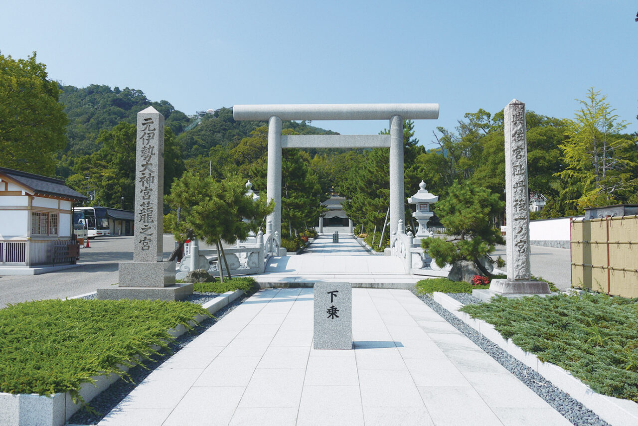 籠神社-一之鳥居