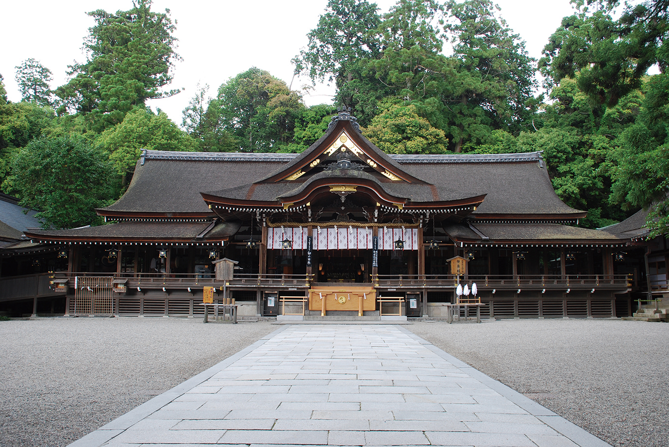 大神神社-拝殿