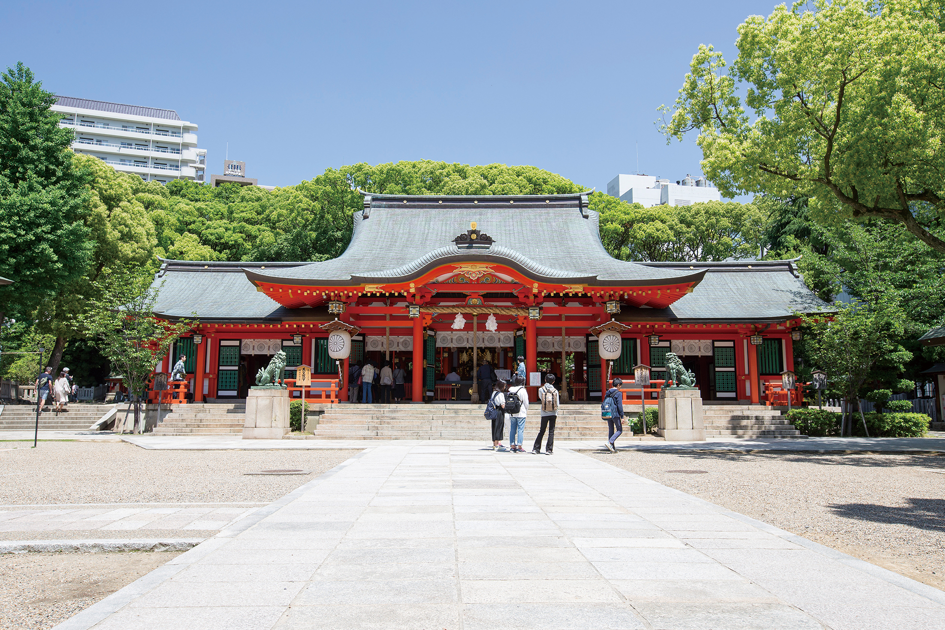 生田神社-拝殿