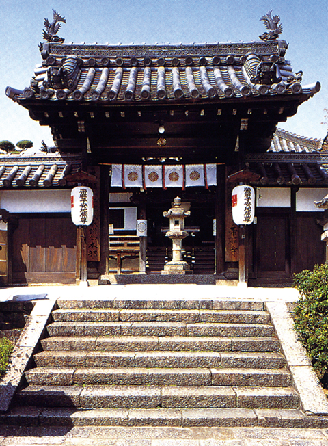 帯解寺-山門