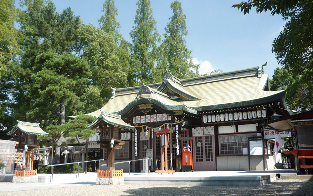 阿部野神社-本殿とメタセコイア