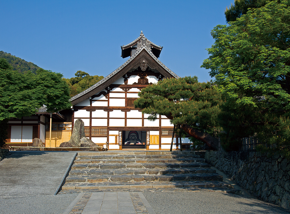 天龍寺-切妻造が美しい庫裏